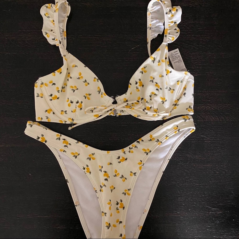 Abercrombie bathing suit